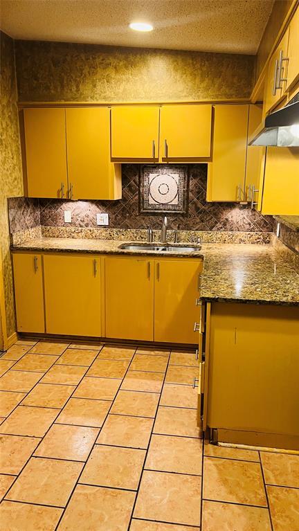 Building Photo - 107 W Odell St