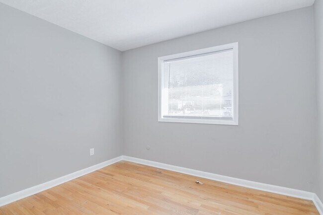 Building Photo - 4 Bedroom 1.5 Bathroom Home in Augusta