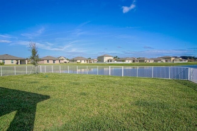 Building Photo - 973 Bent Creek Dr