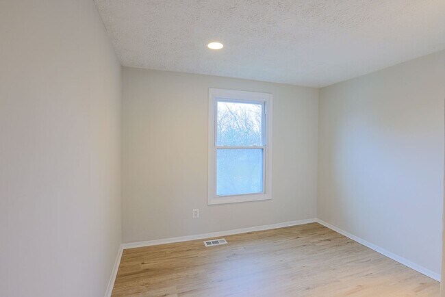 Building Photo - 426 Mystic View Turn