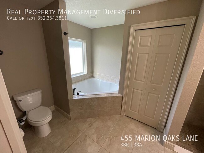 Building Photo - 455 Marion Oaks Ln