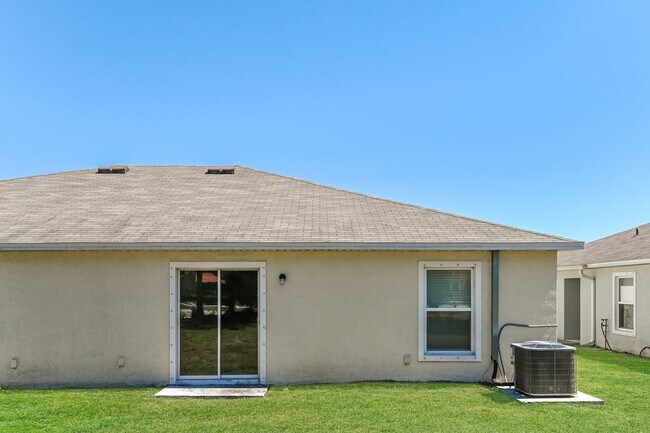 Building Photo - 9027 Aegean Cir