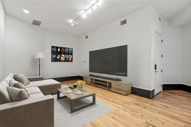 Building Photo - 11911 Edgestone Rd