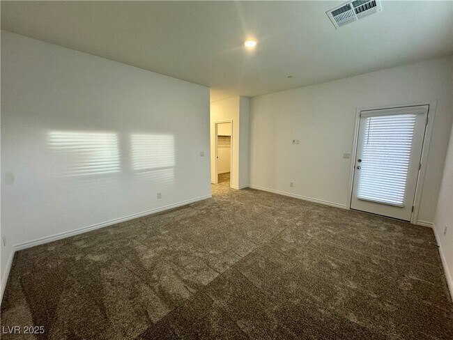 Building Photo - 337 Laurel Peak Dr