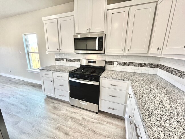 Building Photo - 4bed 2 bath - Frenship ISD
