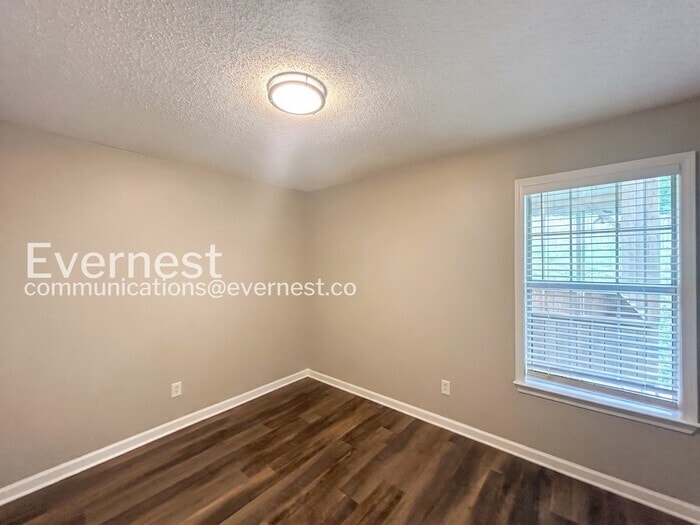 Building Photo - 5780 Saranac Ave