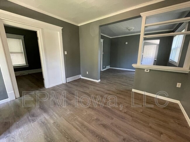 Building Photo - 1148 Columbia St