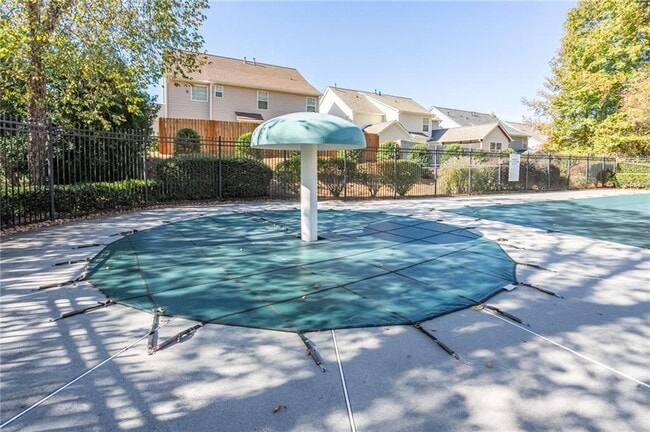 Building Photo - 2245 Leicester Way SE