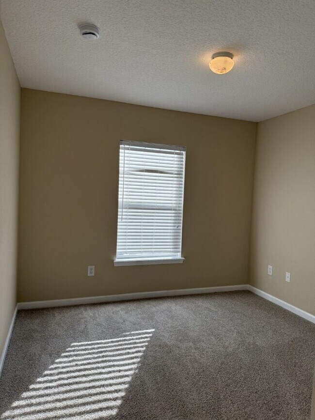 Building Photo - Move-in ready in Fleming Island Plantation