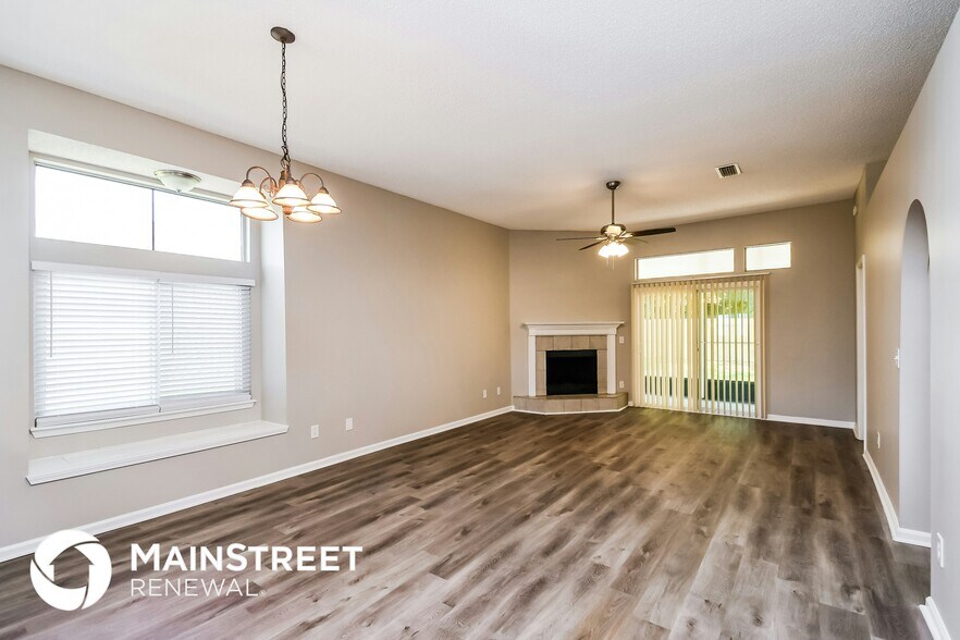 Building Photo - 5918 Wentworth Cir S