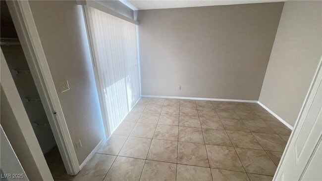 Building Photo - 8900 Antioch Way