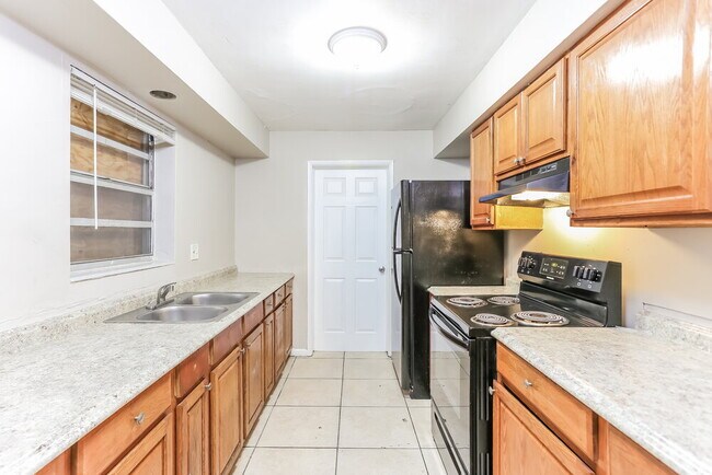 Building Photo - 1181 NW 19th St