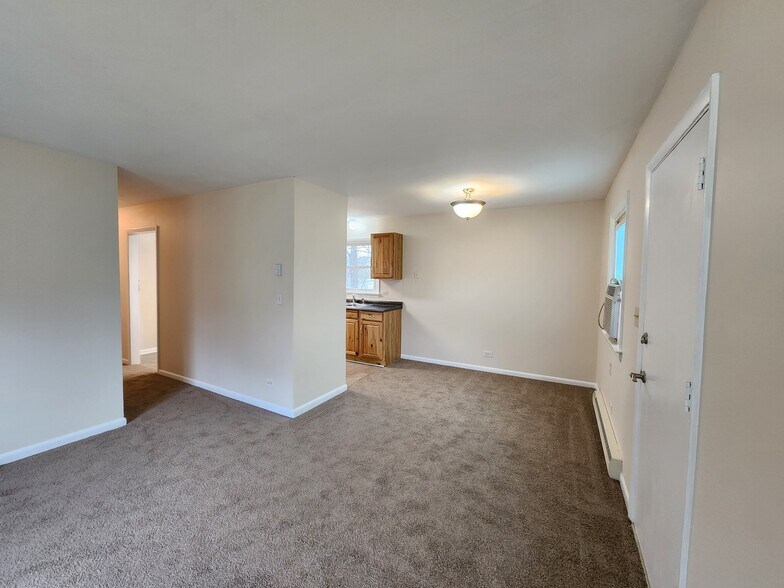 Building Photo - 1104 River Ct