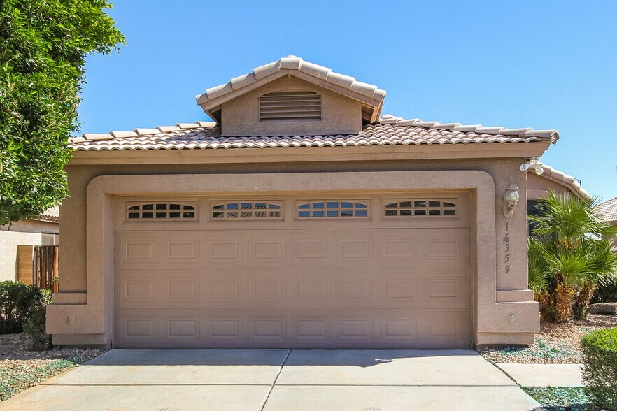 Primary Photo - 16359 N Oachs Dr