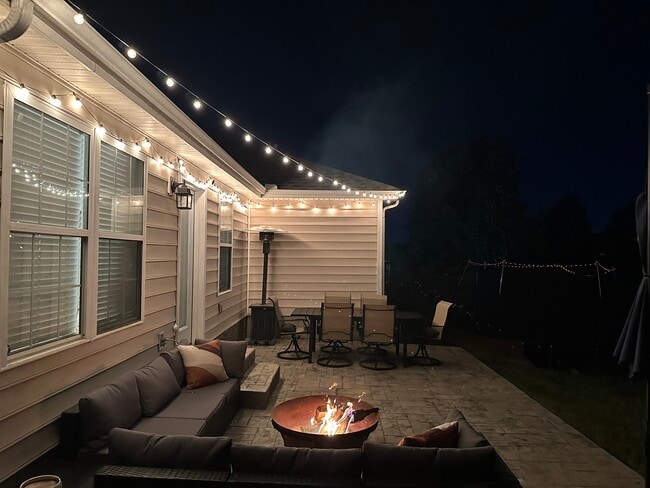 Primary Photo - 2213 Green Trails Dr