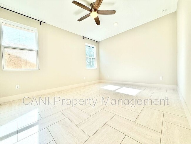 Building Photo - 728 Ellwood Ave