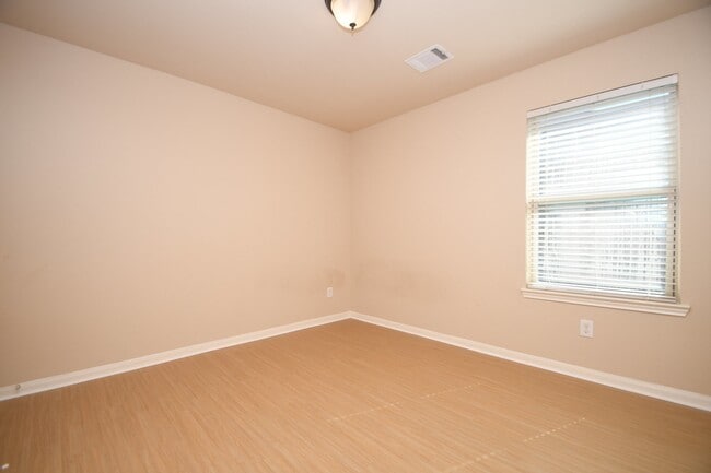 Building Photo - 10015 Bitternut Hickory Ln