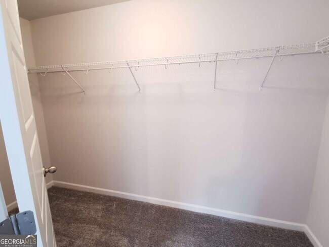 Building Photo - 159 Station Overlook Dr