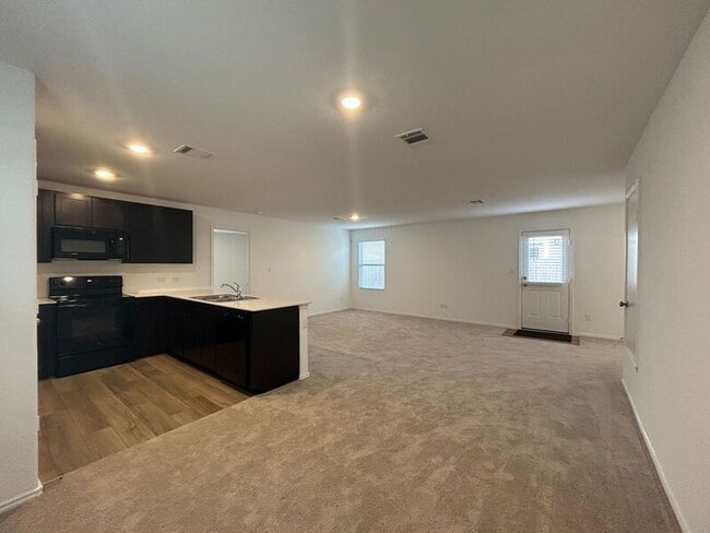 Building Photo - 1213 Catfish Ln