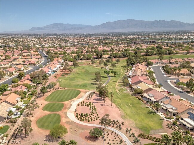 Building Photo - 10709 Shackleton Dr