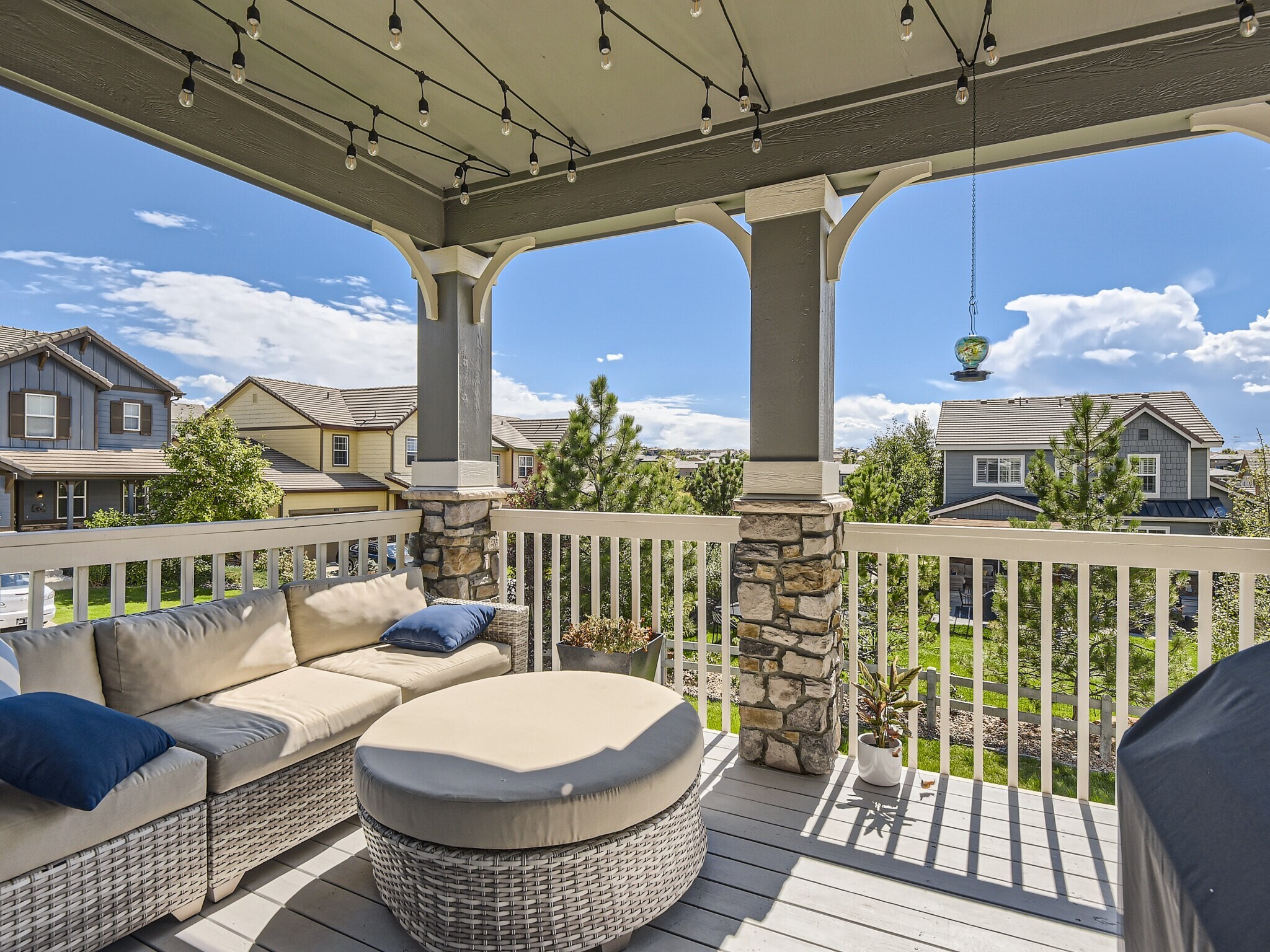 Building Photo - 664 Tiger Lily Way