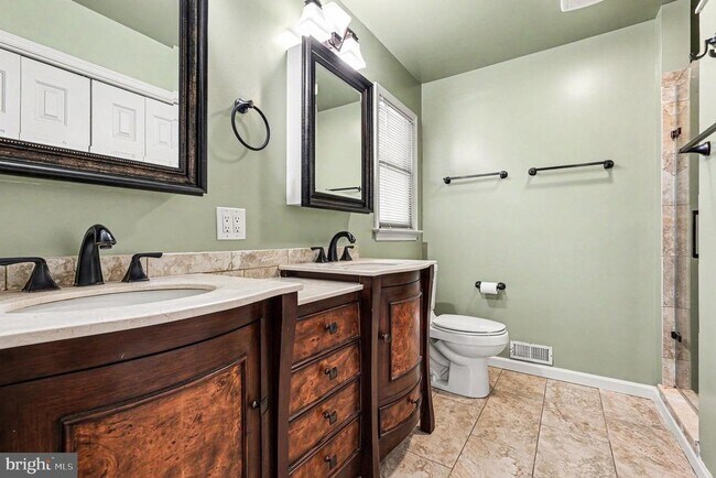 Building Photo - 1115 Aquia Dr