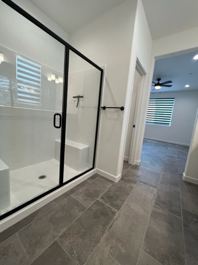 Building Photo - Beautiful 3-Bedroom 2-Bath in Tesoro Viejo