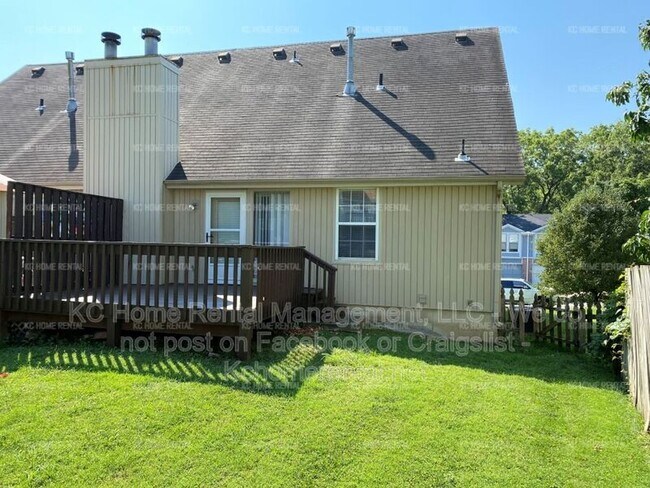 Building Photo - 8002 NW 79th Pl