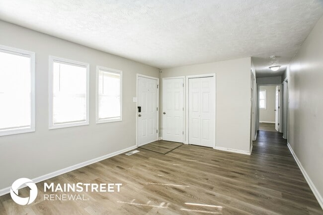 Building Photo - 5524 Marilyn Rd