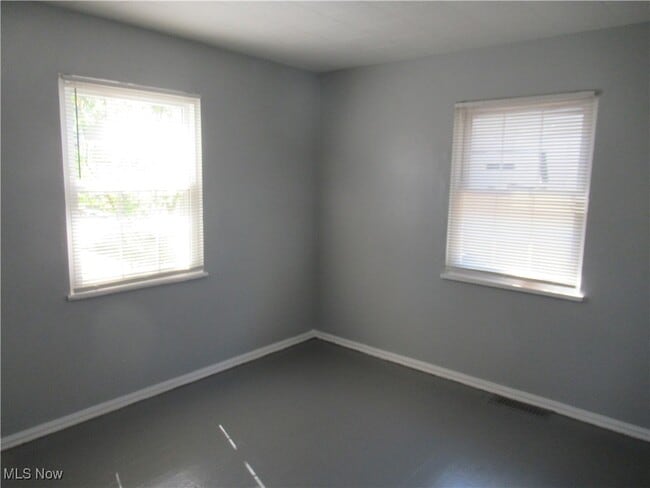 Building Photo - 14314 Viola Ave