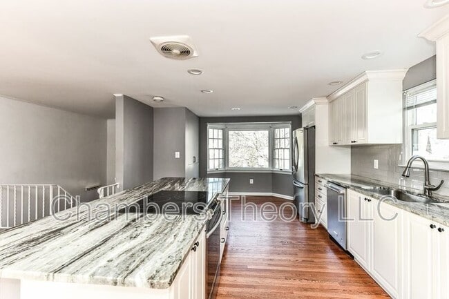 Building Photo - 2009 Wellfleet Ct