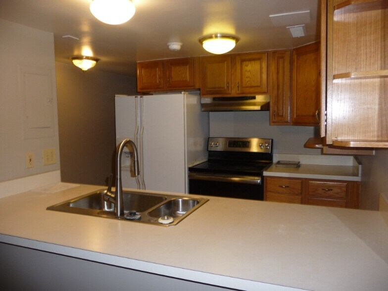 Building Photo - 1094 Merrimar Cir S