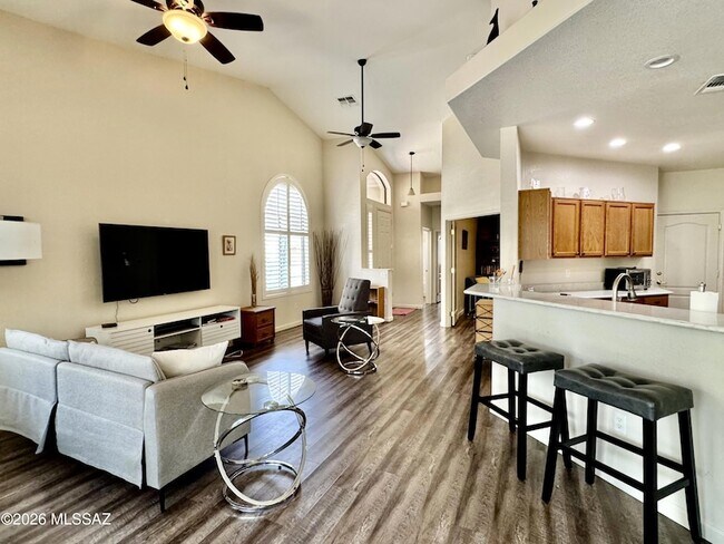 Building Photo - 13401 N Rancho Vistoso Blvd