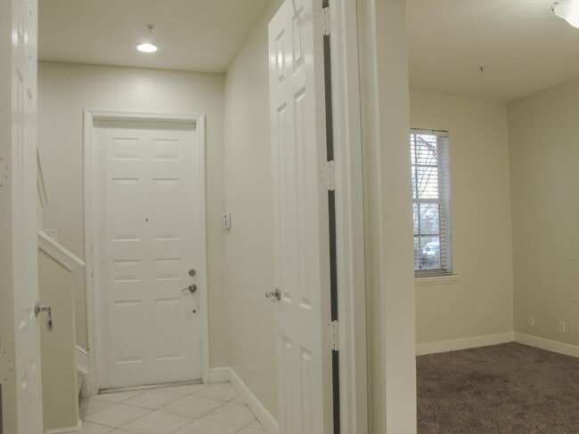 Building Photo - 124 Jesup Ln