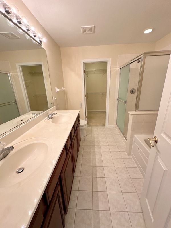 Building Photo - 2955 Talaga Dr