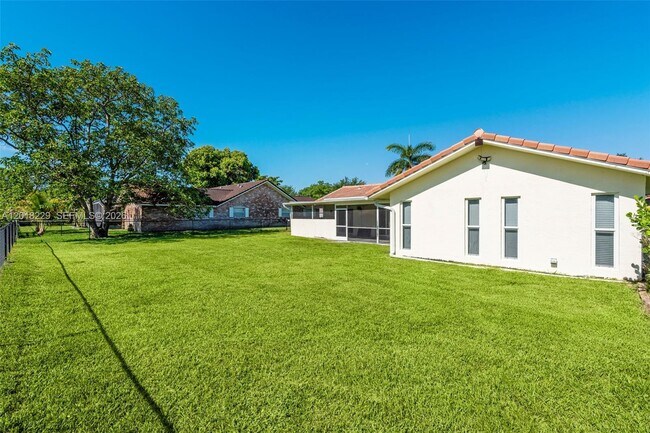 Building Photo - 3165 NW 116th Ave