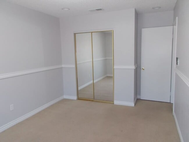 Building Photo - Stylishly Updated Single-Story 4BD Home with Sparkling Pool & Covered Patio Retreat