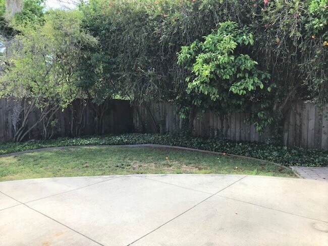 Building Photo - 5 Bedroom in the College Highlands Neighborhood by Cal Poly