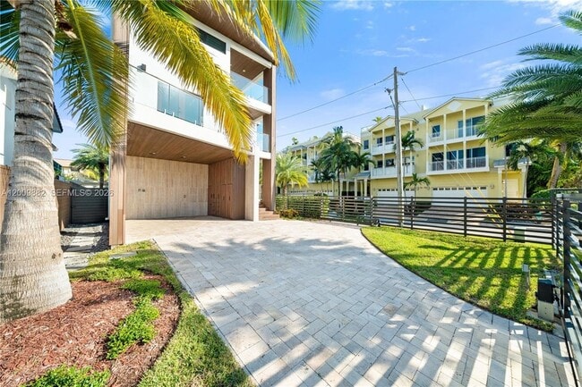 Building Photo - 5601 N Ocean Dr
