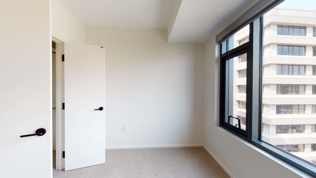 Building Photo - 345 Harrison Ave