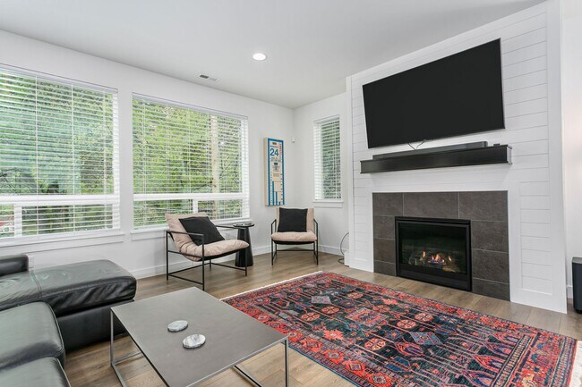Building Photo - 10412 87th Ave Ct SW