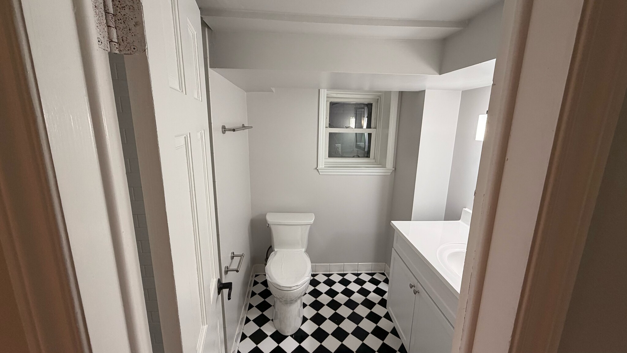 Building Photo - 1342 Park Rd NW