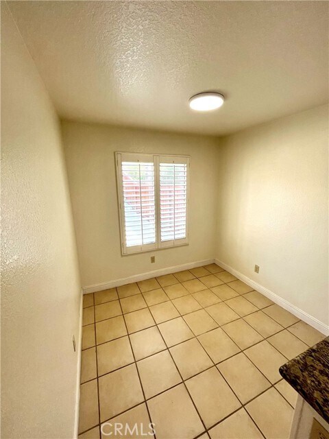 Building Photo - 7619 Haven Ave