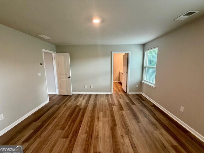 Building Photo - 3128 Baylor Cir