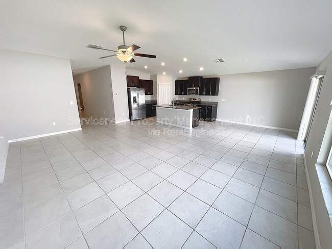 Building Photo - 10344 Alder Green Dr