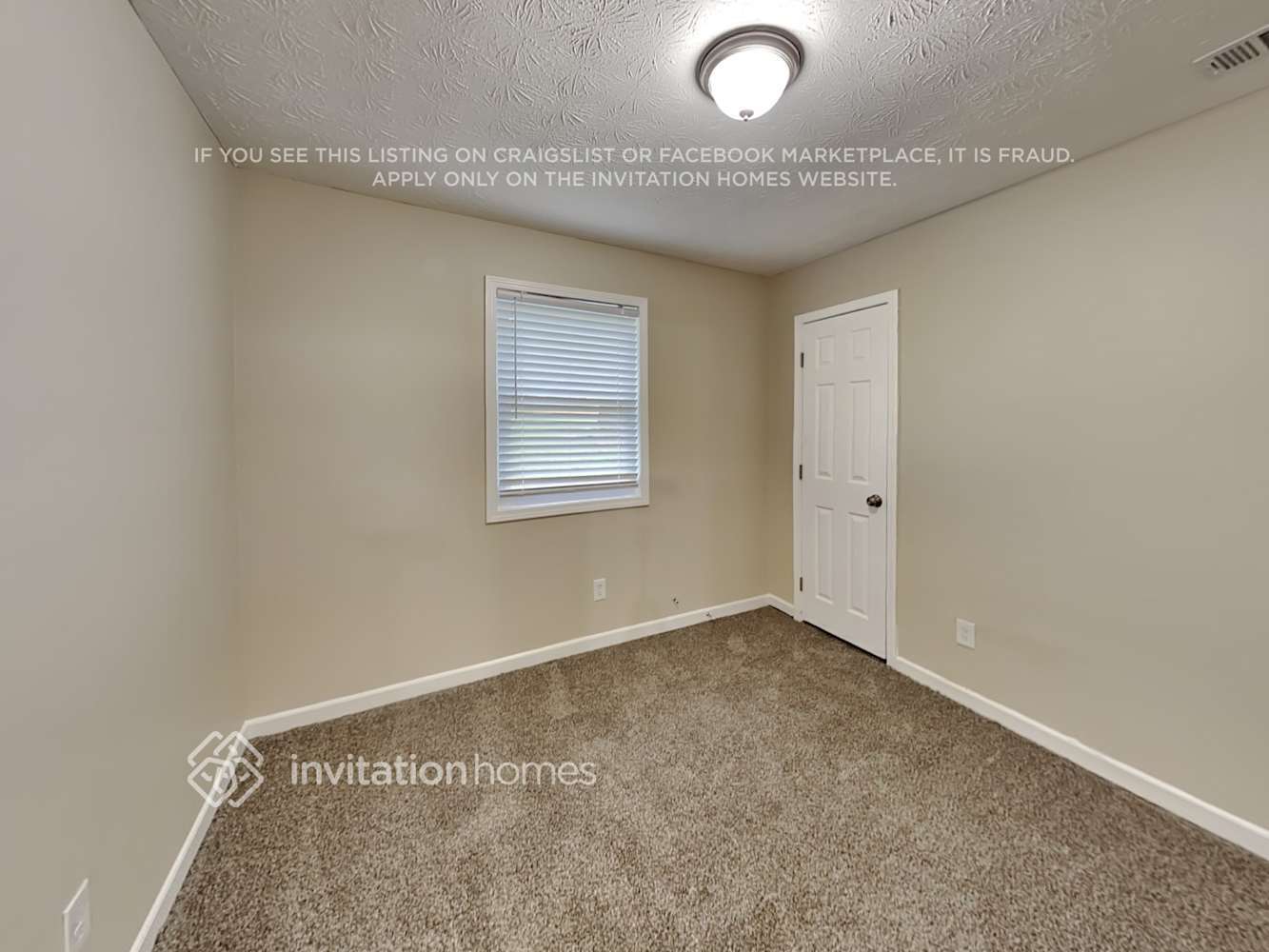 Building Photo - 210 Hunt Ridge Dr
