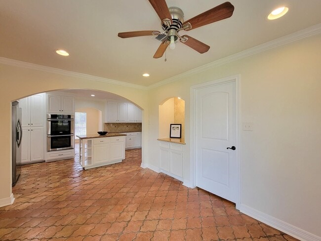 Building Photo - 18603 Point Lookout Dr