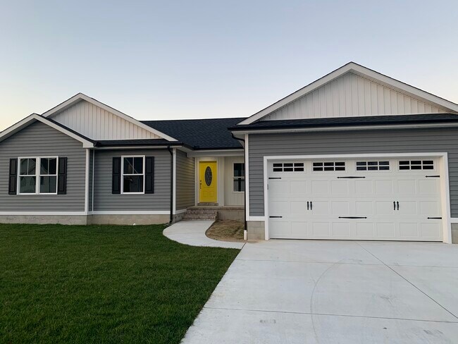 Primary Photo - 145 Mayflower Dr