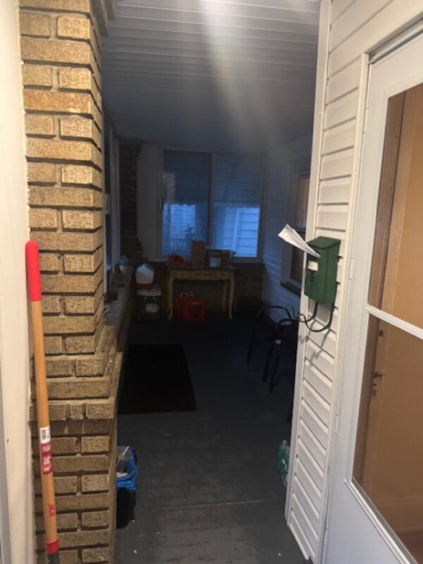 Building Photo - 3266 E 123rd St