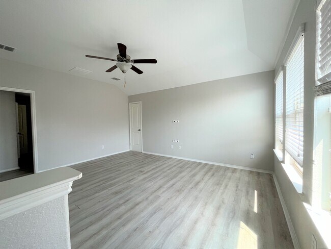 Building Photo - 2861 Houston Wood Dr